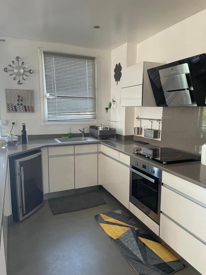 Charmant T2 Meuble Proche Chu Bellepierre Saint-Denis Ngoại thất bức ảnh